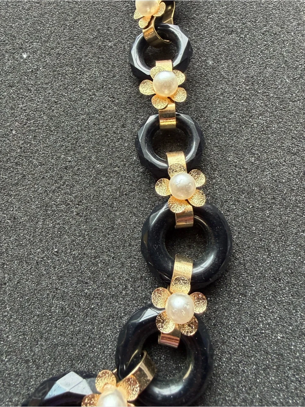 Vintage Black Ring Chain with Gold Flowers Necklace